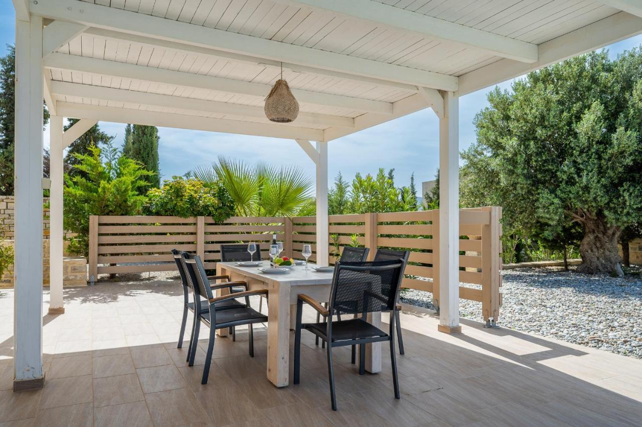 Golden Sky Villa 卡米拉日 外观 照片