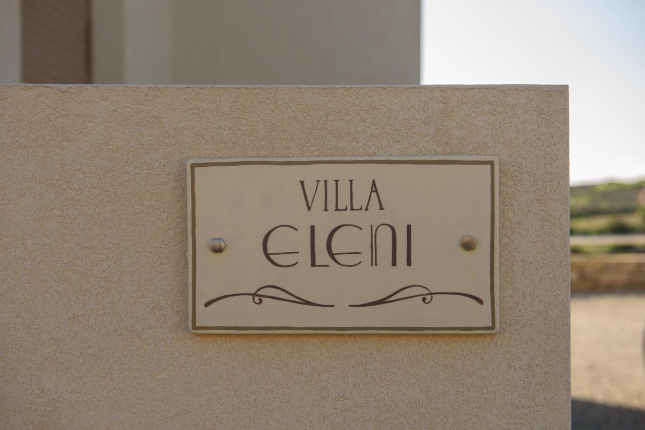 Golden Sky Villa 卡米拉日 外观 照片