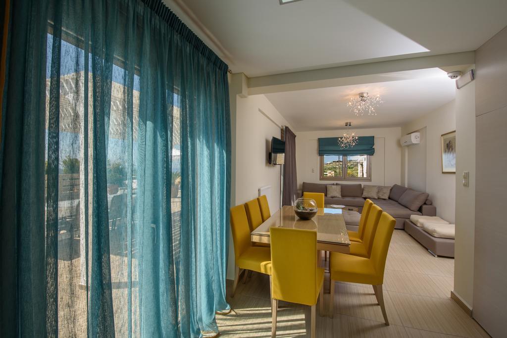 Golden Sky Villa 卡米拉日 外观 照片