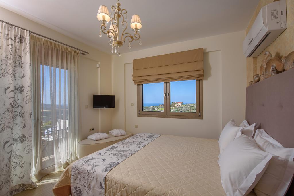 Golden Sky Villa 卡米拉日 外观 照片